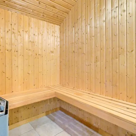 Prázdninový dům Lovely Home In Rodby With Sauna Rødby